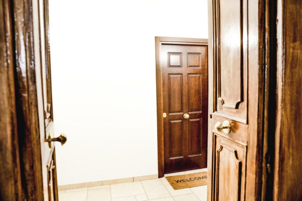 Bed and Breakfast Spicchi Di Sole Neapel Exterior foto