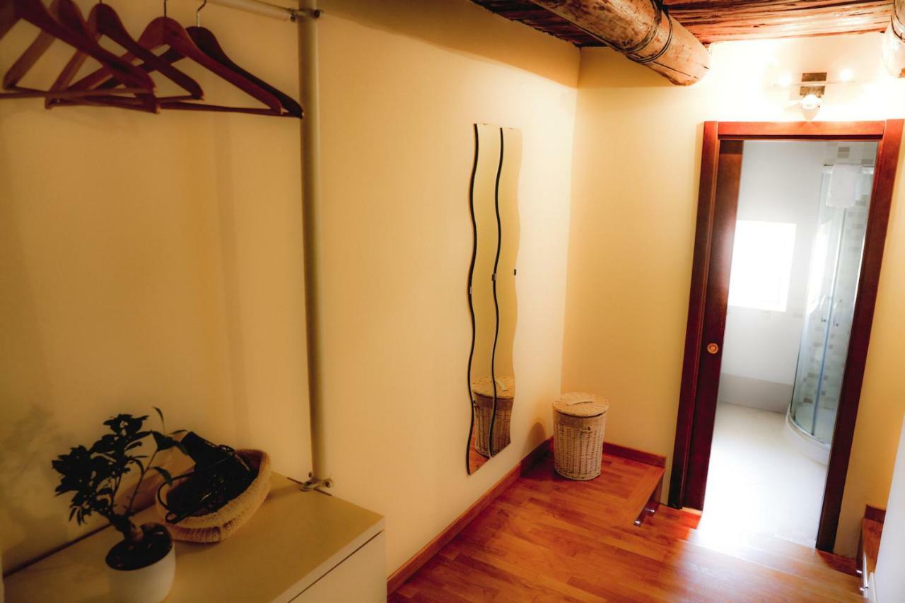 Bed and Breakfast Spicchi Di Sole Neapel Exterior foto